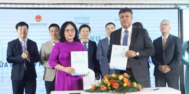 Nhiều dấu ấn hành trình 8 năm “Mizuiku – Em yêu nước sạch” tại Việt Nam