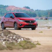 Khách mua Honda CR-V và City được ưu đãi 100% lệ phí trước bạ