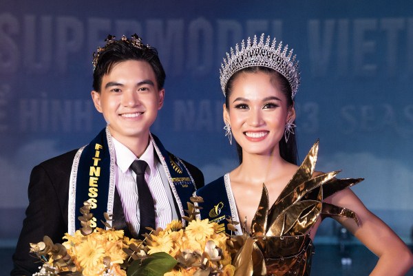 Tiến Trường – Kim Anh đăng quang Siêu mẫu Thể hình Việt Nam 2023