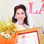 Như Huỳnh: Từ cô gái nhà nghèo đến danh hiệu NSƯT