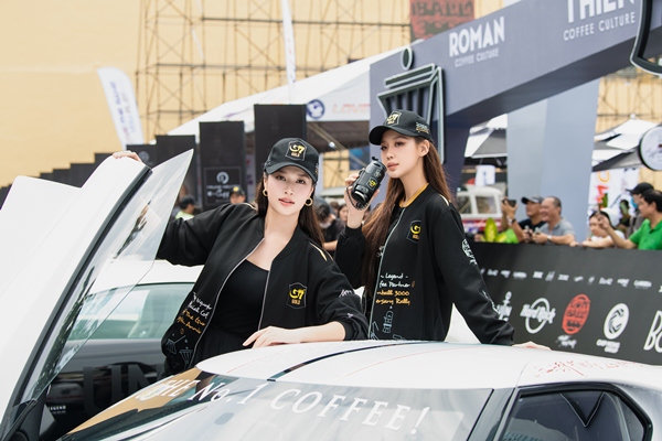 Dàn sao thưởng thức cà phê Trung Nguyên tại sự kiện Gumball 3000