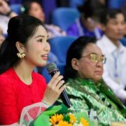Như Huỳnh chiều ý khán giả ngồi ghế nóng ‘Tài tử miệt vườn’