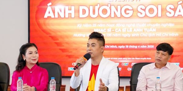 Lê Anh Tuấn mang “ánh sáng” từ Bác vào liveshow âm nhạc đặc biệt